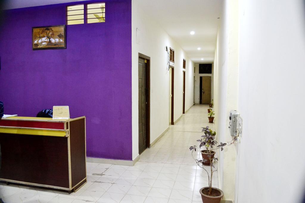 Hôtel Galaxy Comforts à Mysore Extérieur photo